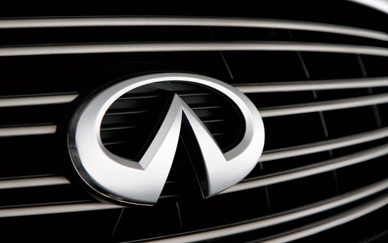 Инфинити qx56 2010