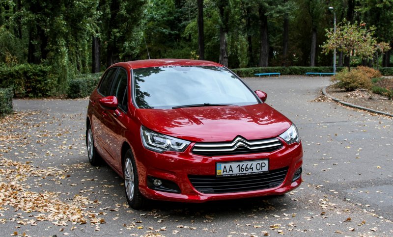 Citroen c4 II (седан) 2011