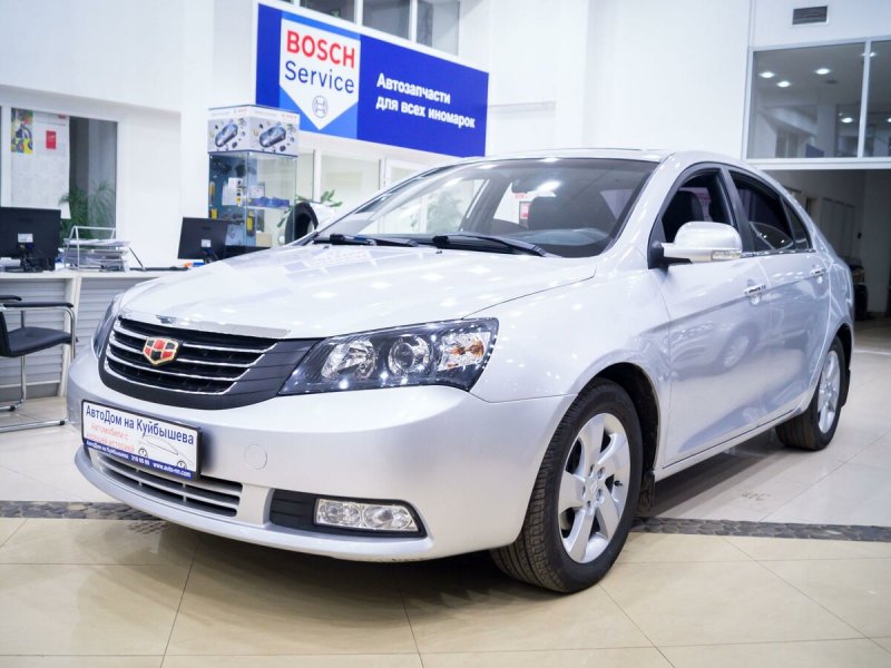 Машина Geely Emgrand ec7