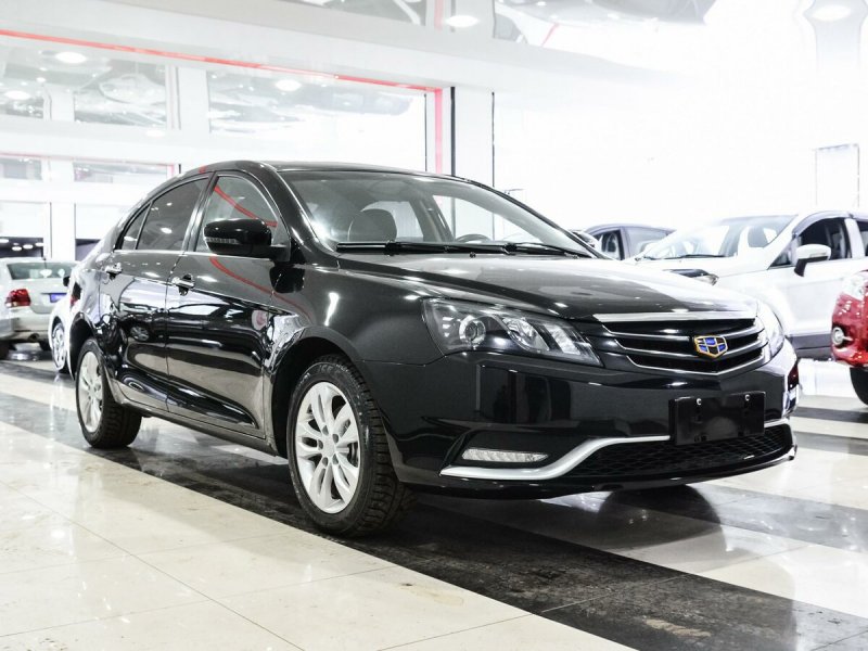 Geely Emgrand ес7