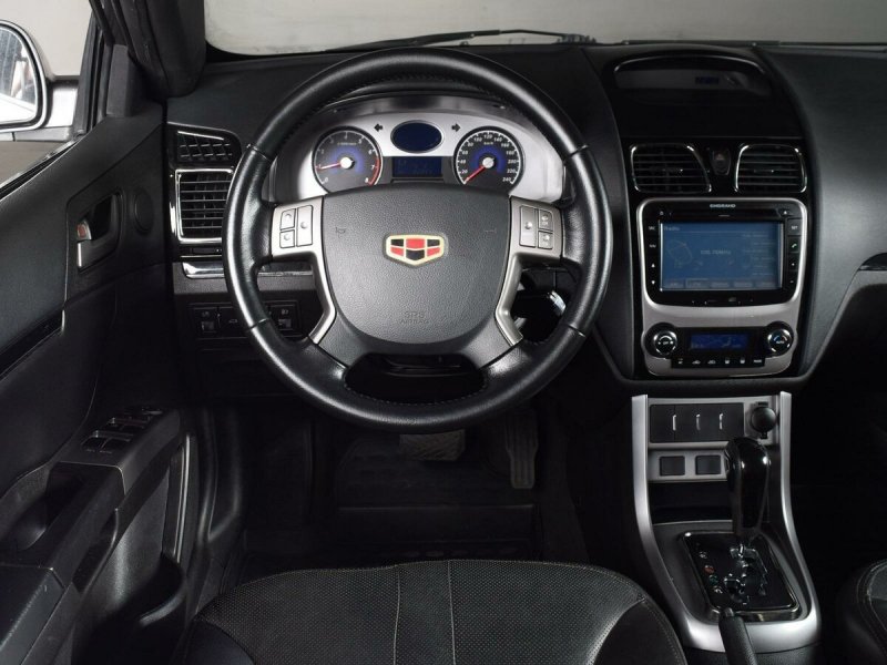 Geely Emgrand 7 седан