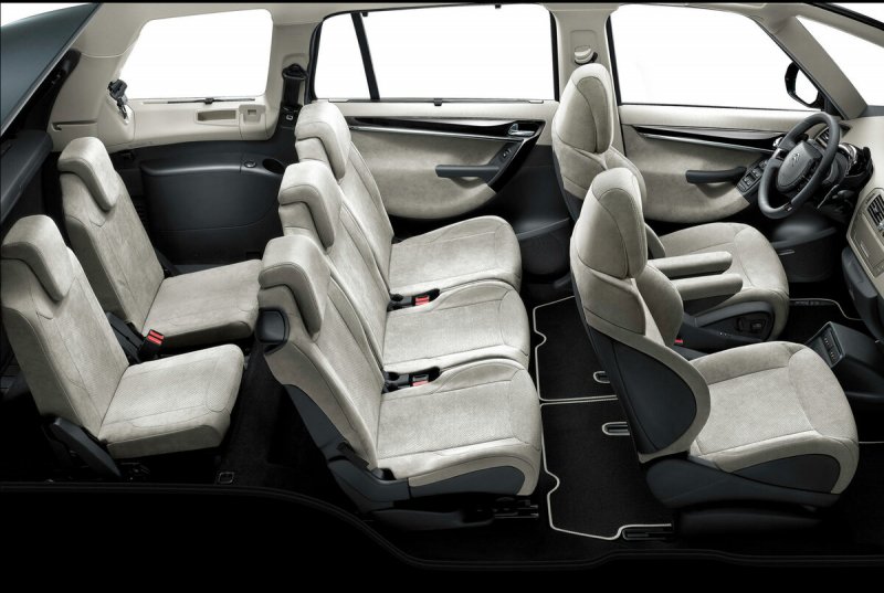 Citroen c4 Grand Picasso салон