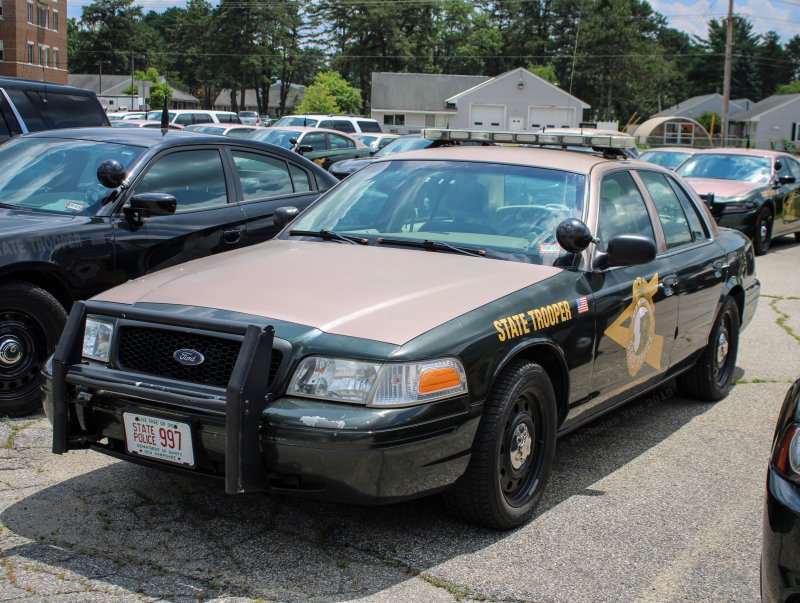 Ford Crown Victoria Police Interceptor 2011