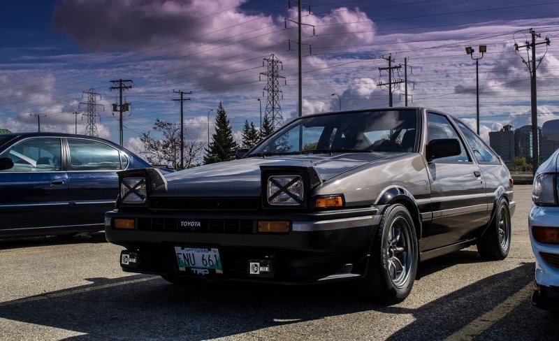 Toyota Sprinter Trueno gt-Apex