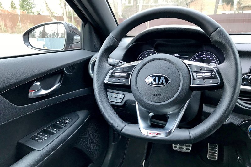 Cerato gt line 2020 салон