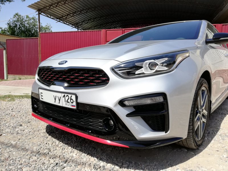 Kia Cerato gt line 2020 белый
