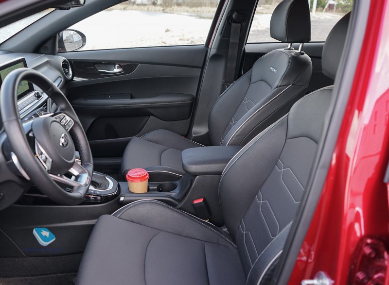 Kia Cerato gt line 2020 салон