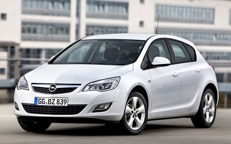 Opel Astra 2012 хэтчбек