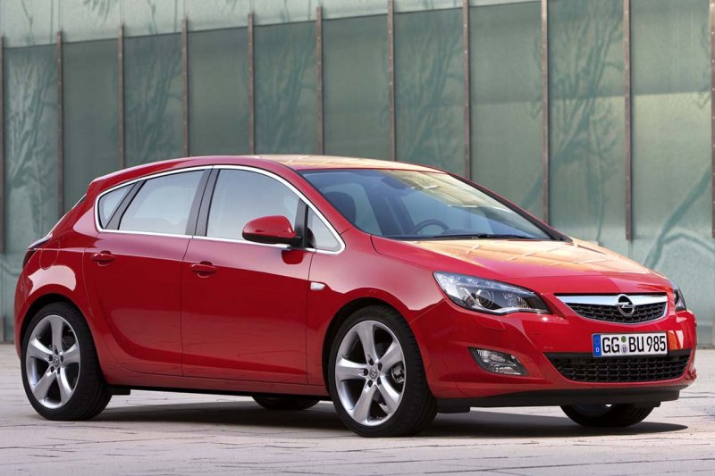 Opel Astra j хэтчбек