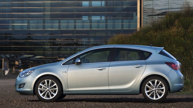 Opel Astra хэтчбек 5-дв