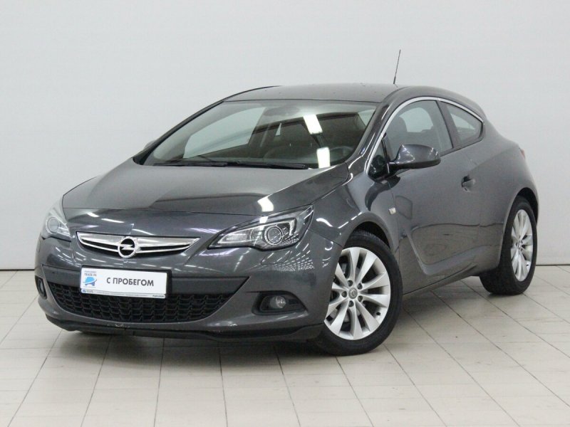 Опель Астра GTC 2011