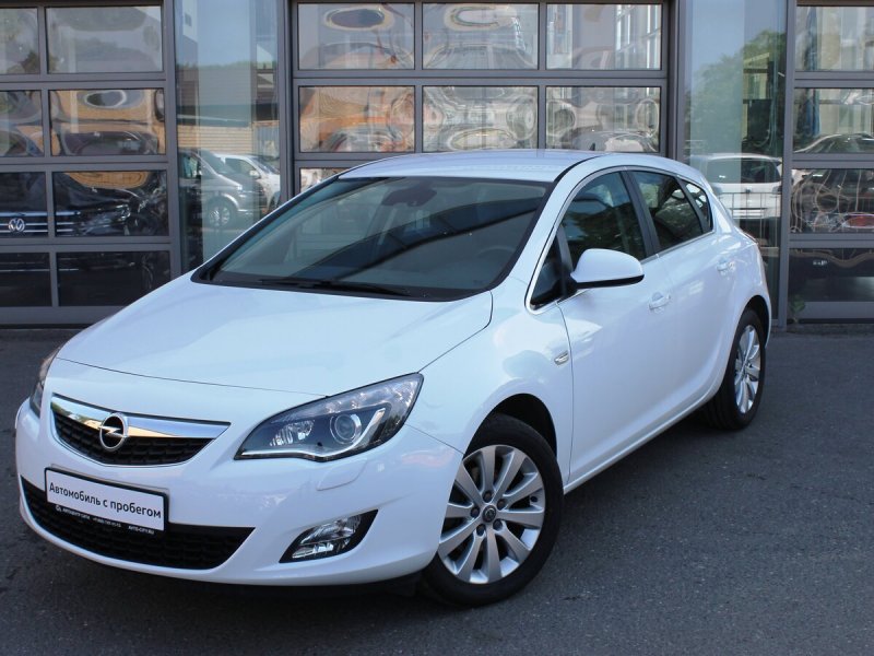 Opel Astra j 1.6 2010