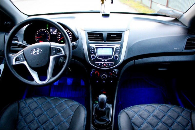 Hyundai Solaris 2016 салон