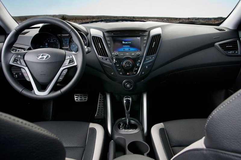 Hyundai Veloster 2012 салон