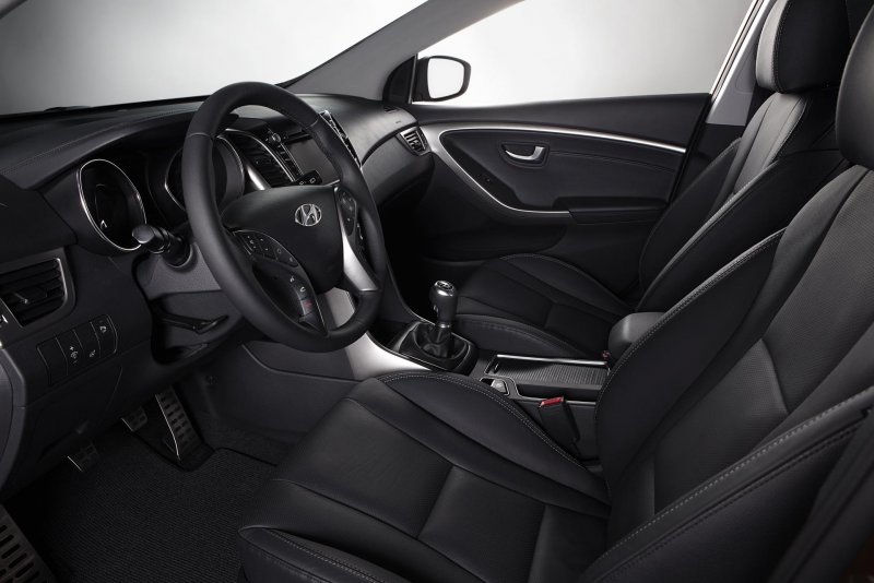 Hyundai i30 кожаный салон