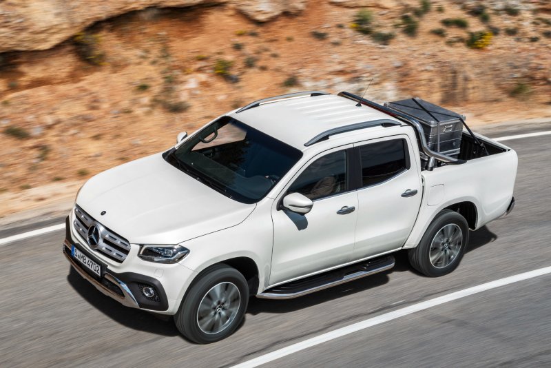 Мерседес-Бенц x-class