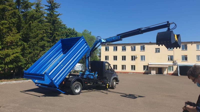 Самосвал ГАЗ САЗ 25072