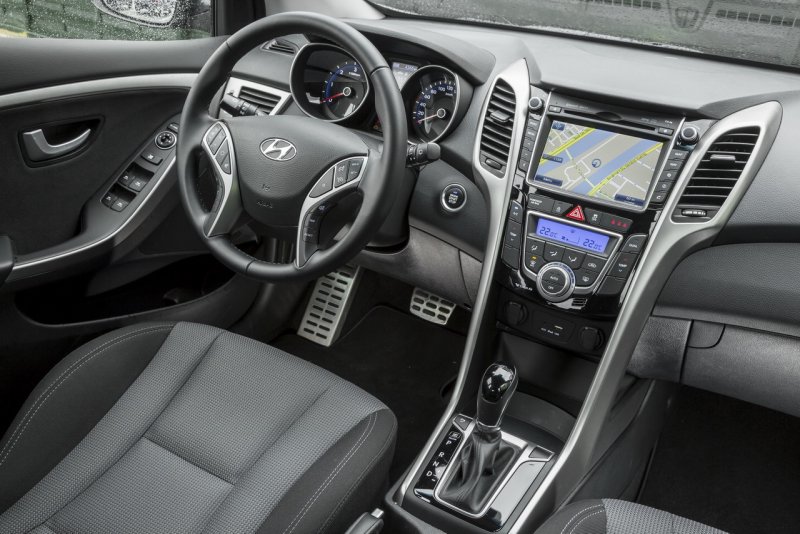Hyundai i30 2014 салон