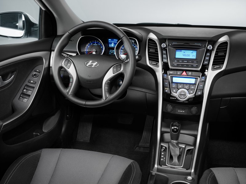 Hyundai i30 салон