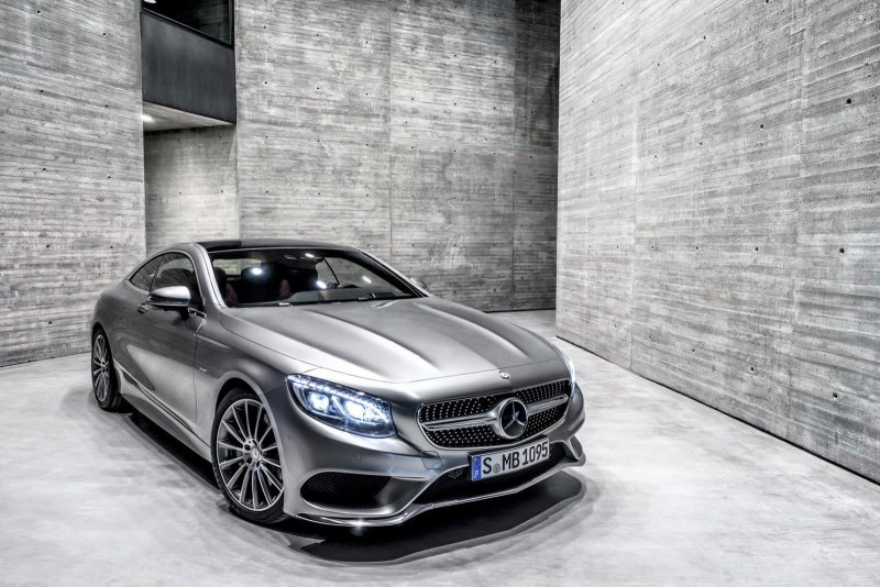 Mercedes-Benz c217