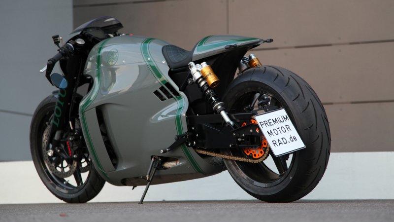 Lotus c-01