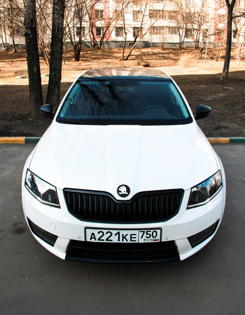 Skoda Octavia a7 белая