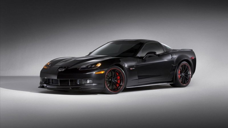 Chevrolet Corvette c6 черный