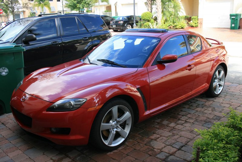 Mazda RX 8 красный хром