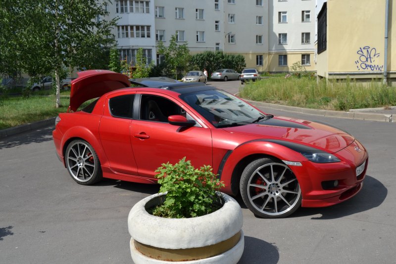 Mazda rx8 красная