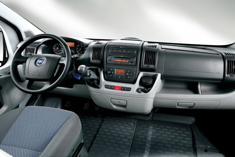 Fiat Ducato 3 салон