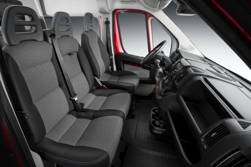 Fiat Ducato 3 салон