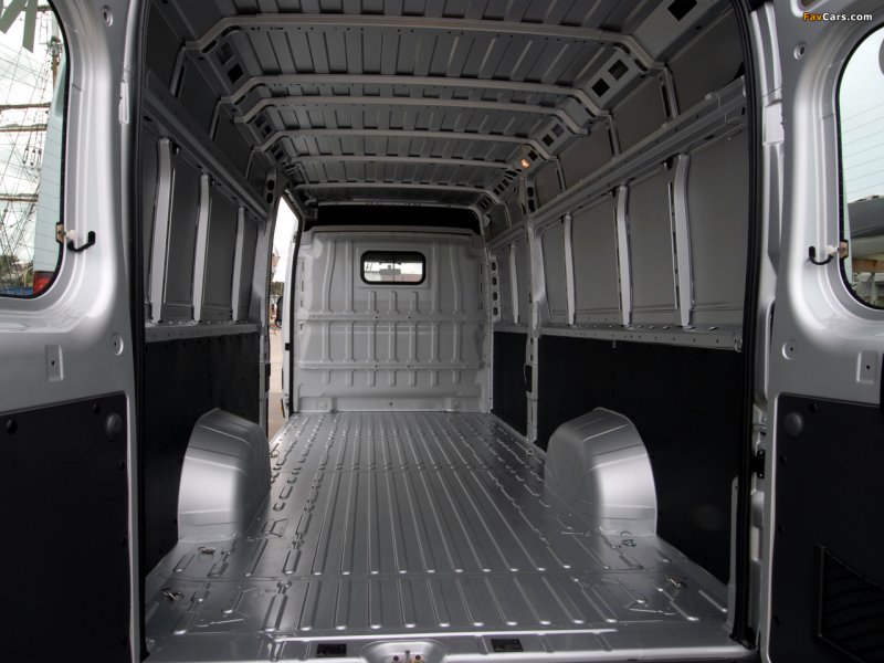 Фургон 244 Fiat Ducato II внутри