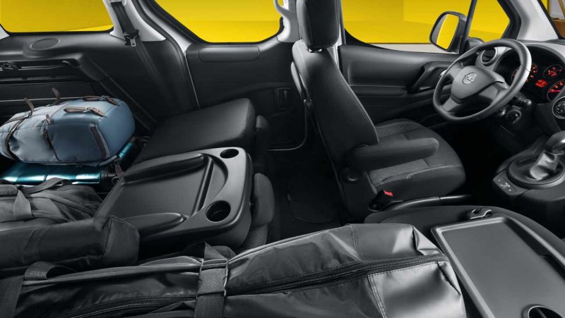 Opel Combo Life салон