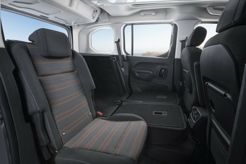 Opel Combo Life 2021 салон