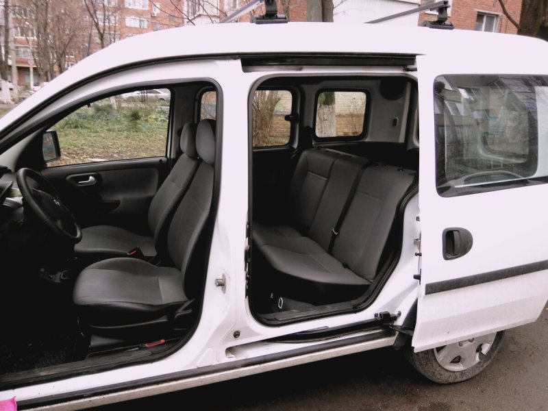 Коврики в салон полиуретан Norplast Opel Zafira, 2005-2012 черный 4 шт. NPL-po-63-91