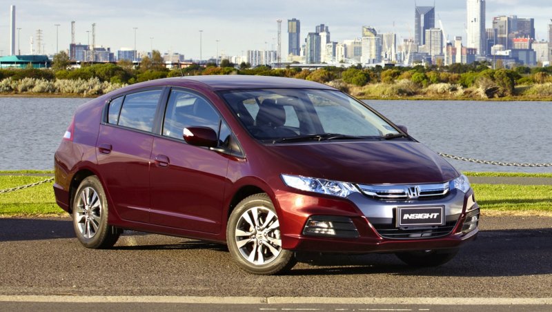 Honda Grace Hybrid 2015