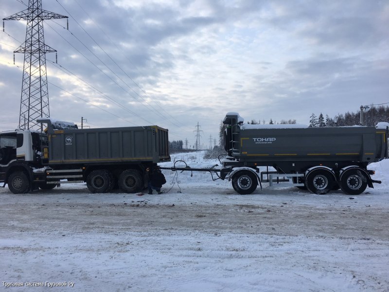 МАЗ 6422 С полуприцепом зерновоз