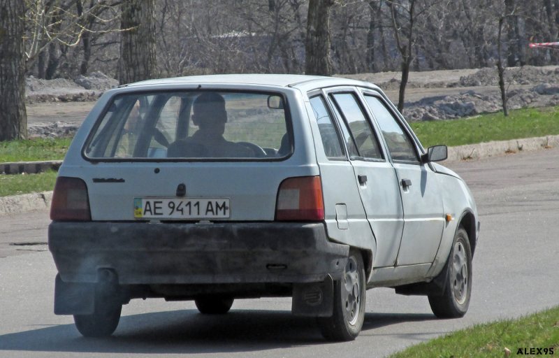 ЗАЗ Таврия 1105 стеяя