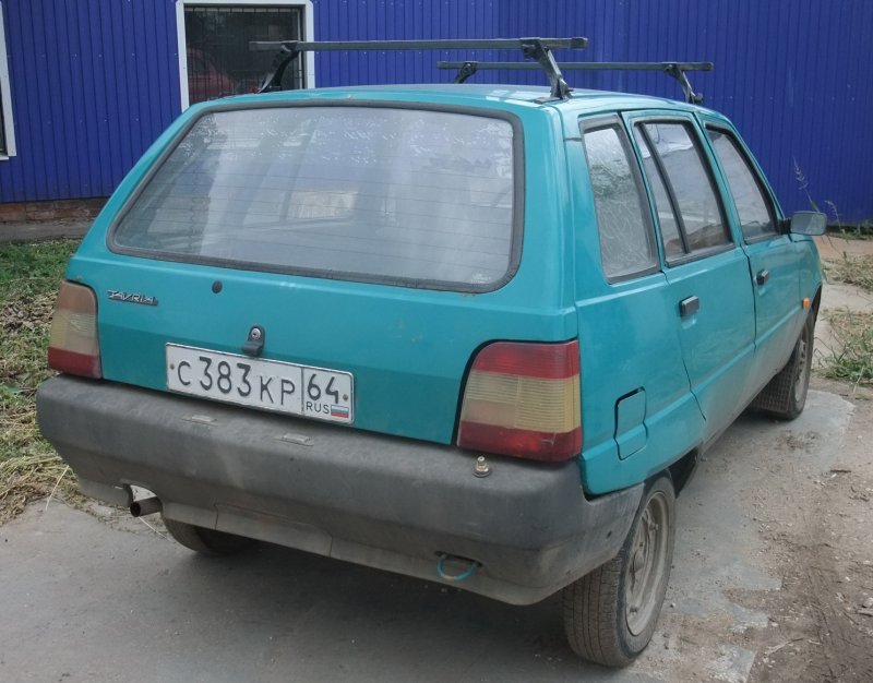 ГАЗ 1105