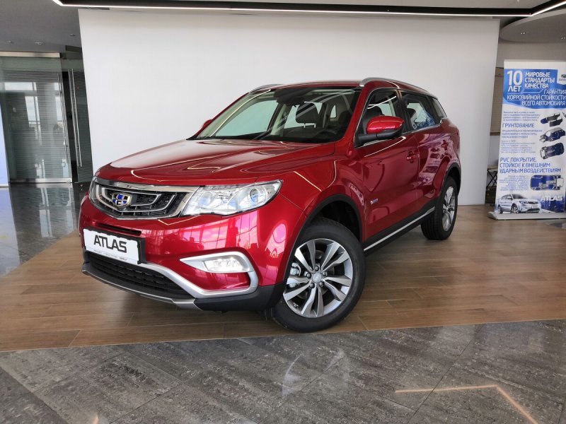 Geely Atlas 1.8 красный