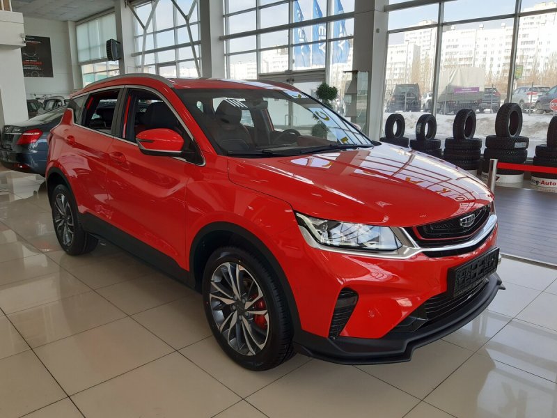 Новый Geely красный