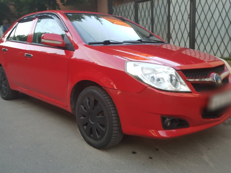 Geely MK 1.5 красная