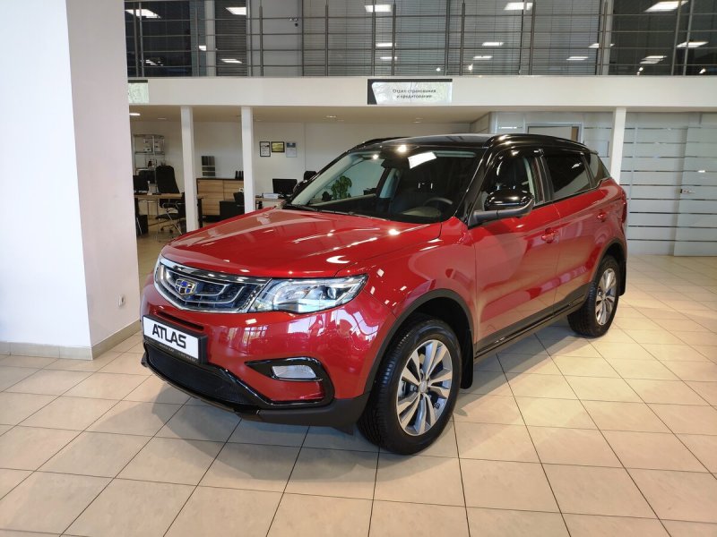 Geely Atlas 2019 красный