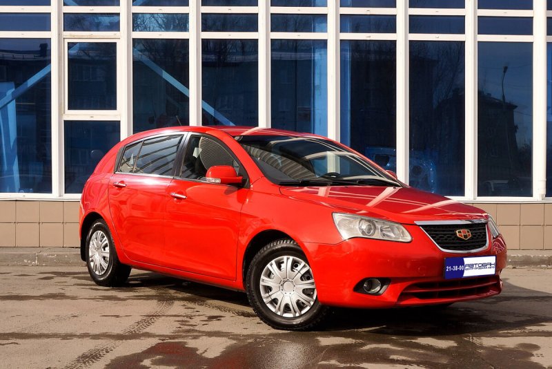 Geely Emgrand ec7 хэтчбек