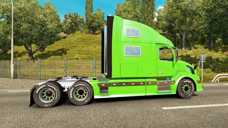 Volvo VNL 780