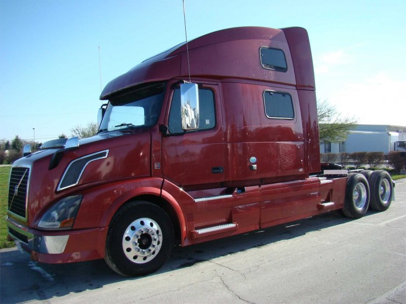 Volvo VNL 780