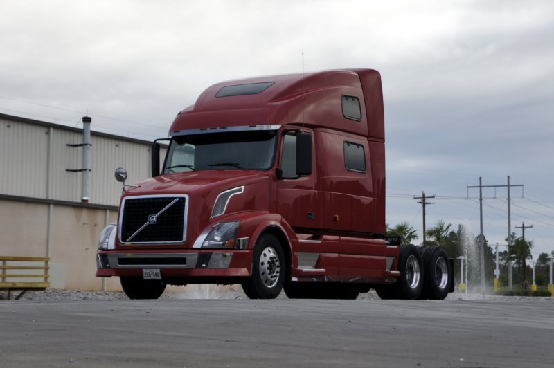 Volvo VNL 2008