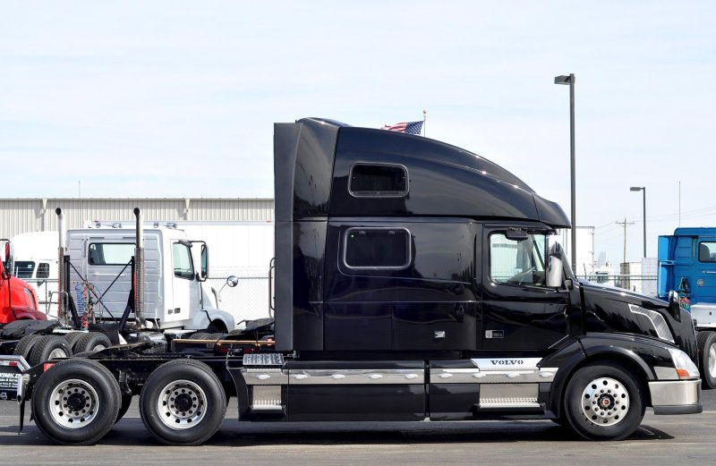Volvo внл Volvo VNL 780