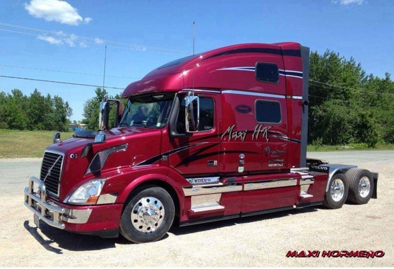Грузовик Volvo VNL 780