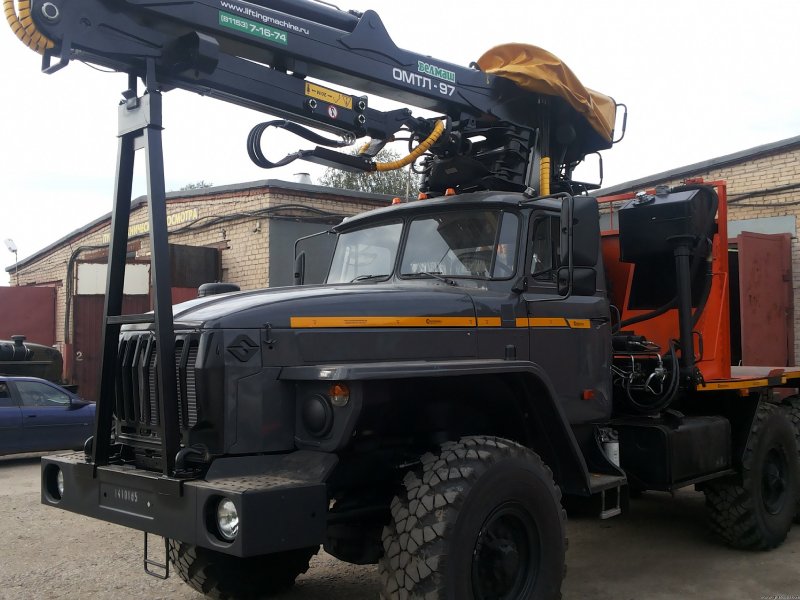 Лесовоз Урал 55571 ГИРД